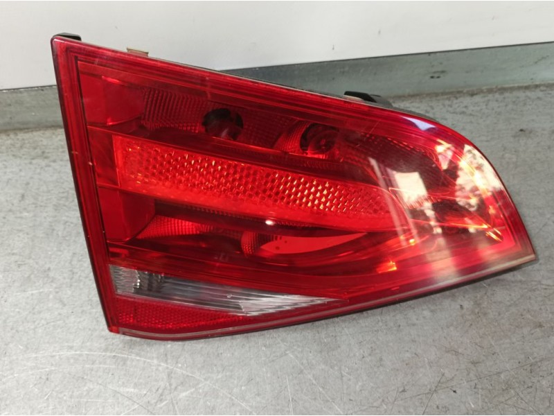 Recambio de piloto trasero izquierdo para audi a4 ber. (b8) básico referencia OEM IAM 8K5945093D  INTERIOR