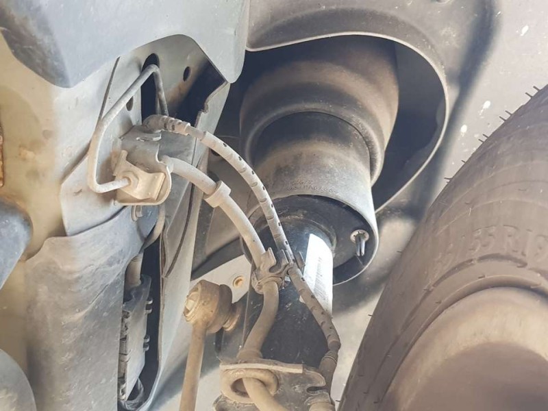 Recambio de amortiguador delantero derecho para land rover range rover (lm) v8 td vogue referencia OEM IAM RNB501540  SUSPENSION