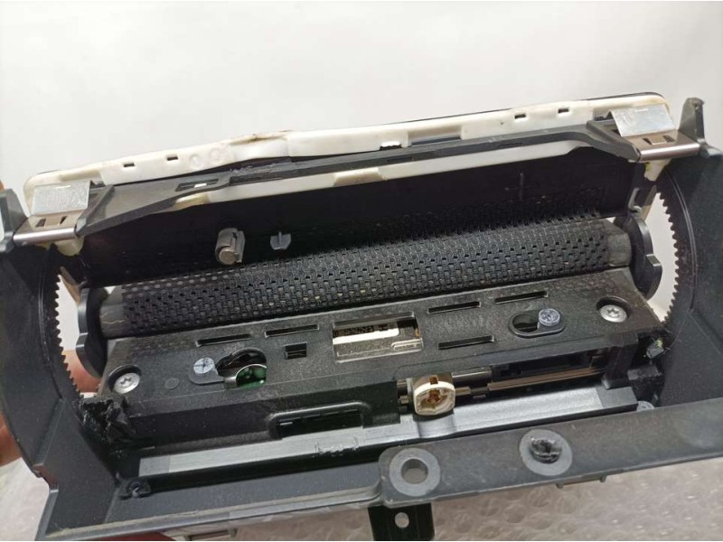 Recambio de sistema navegacion gps para audi a1 (8x) ambition referencia OEM IAM 8X0857273B 505562 