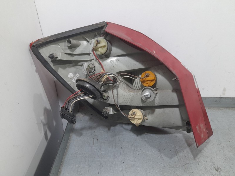 Recambio de piloto trasero derecho para skoda fabia ii (542) 1.4 tdi referencia OEM IAM 5J6945112  