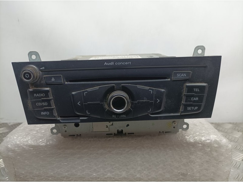 Recambio de sistema audio / radio cd para audi a4 ber. (b8) básico referencia OEM IAM 8T1035186B CQJA1774G PANASONIC