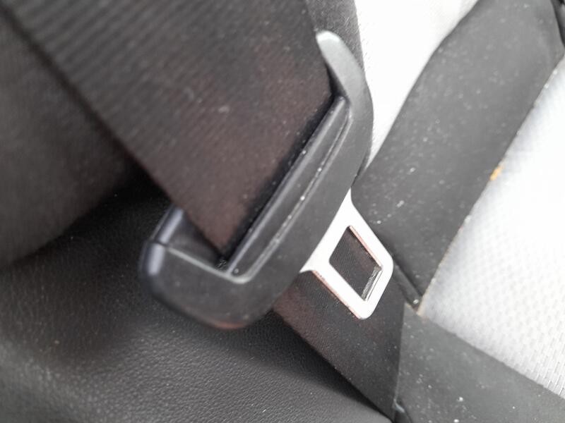 Recambio de cinturon seguridad trasero derecho para seat mii (kf1, ke1) 1.0 referencia OEM IAM 1S0857806BRAA  