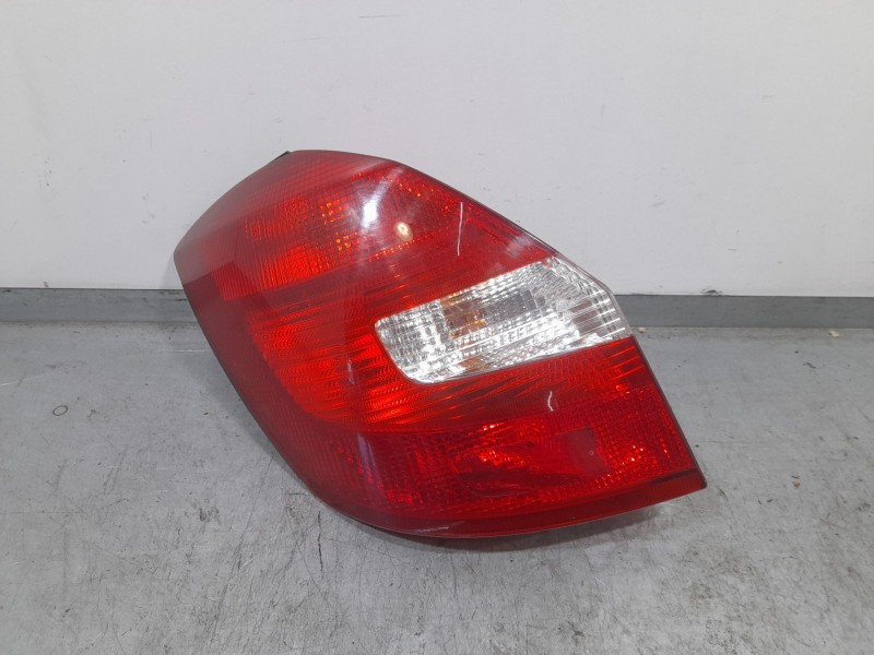 Recambio de piloto trasero izquierdo para skoda fabia ii (542) 1.4 tdi referencia OEM IAM 5J6945095  