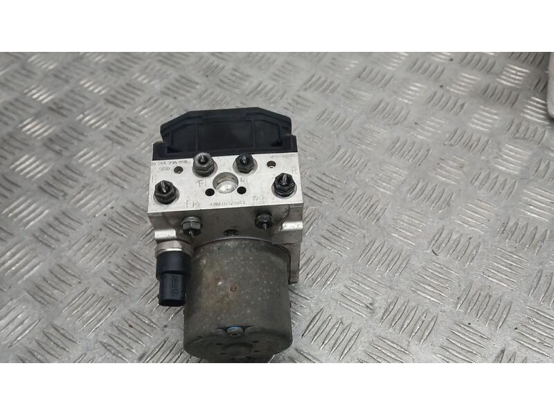 Recambio de abs para land rover range rover (lm) vogue referencia OEM IAM SRB000272 BOSCH 0265225050