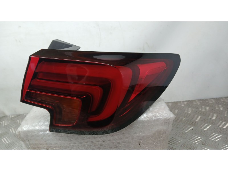 Recambio de piloto trasero derecho exterior para opel astra k (b16) 1.4 turbo (68) referencia OEM IAM 39099017  