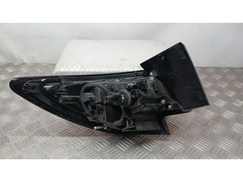 Recambio de piloto trasero derecho exterior para opel astra k (b16) 1.4 turbo (68) referencia OEM IAM 39099017  