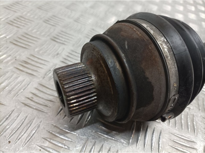 Recambio de transmision delantera izquierda para audi a4 ber. (b8) básico referencia OEM IAM 8K0407271Q  