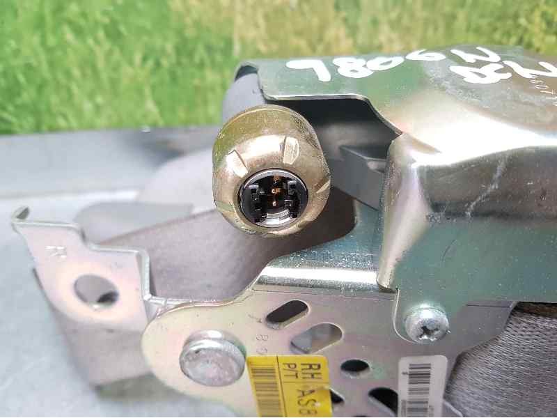 Recambio de pretensor airbag derecho para kia carens (un) ex ii referencia OEM IAM   