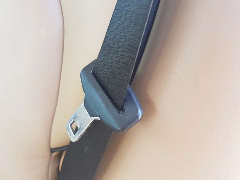 Recambio de cinturon seguridad trasero izquierdo para land rover range rover (lm) v8 td vogue referencia OEM IAM LR009133  