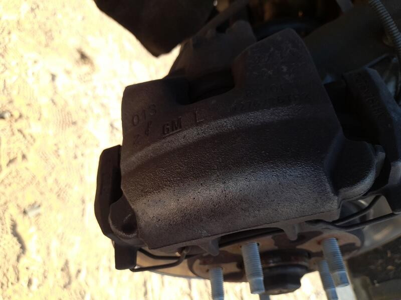 Recambio de pinza freno delantera izquierda para opel astra k (b16) 1.4 turbo (68) referencia OEM IAM 13508993  