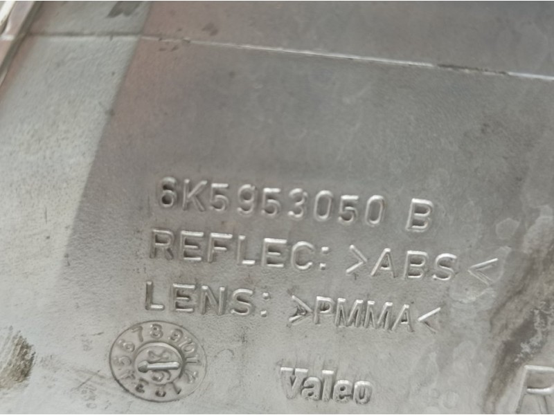 Recambio de piloto delantero derecho para seat cordoba berlina (6k2) dream (1997) referencia OEM IAM 6K5953050B  VALEO