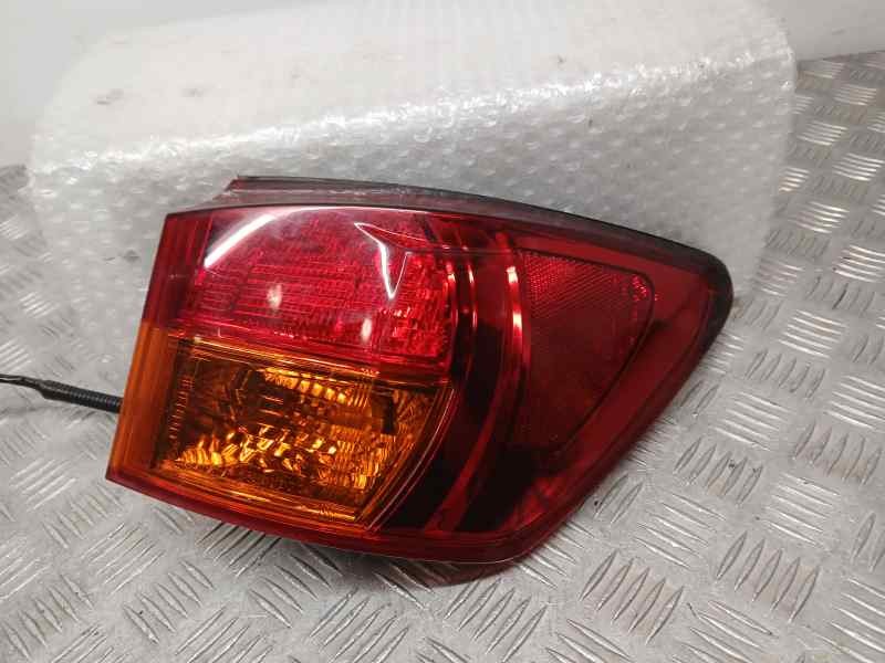 Recambio de piloto trasero derecho para lexus is200 (ds2/is2) 250 v6 referencia OEM IAM   EXTERIOR ROZADO