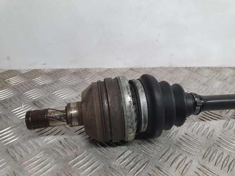 Recambio de transmision delantera derecha para opel zafira a elegance referencia OEM IAM SIN REF  