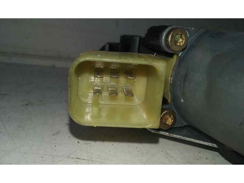Recambio de elevalunas delantero derecho para volvo s60 berlina 2.4 (103kw) referencia OEM IAM  6 PINS ELECTRICO