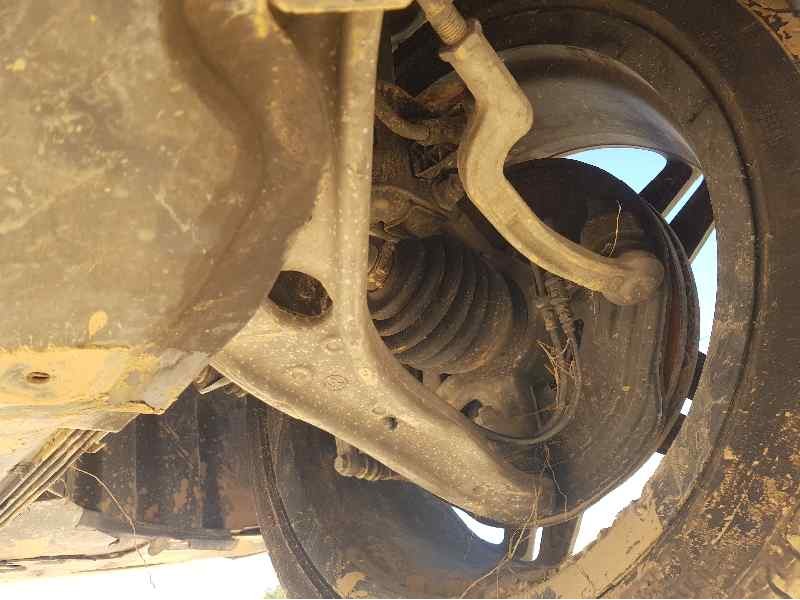 Recambio de brazo suspension inferior delantero derecho para mercedes-benz clase cla (w117) cla 220 cdi referencia OEM IAM A2463