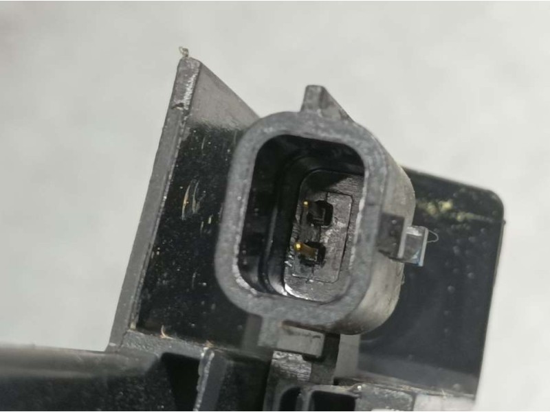 Recambio de cerradura puerta trasera derecha para dacia sandero 1.0 tce 90 referencia OEM IAM 0893A27  