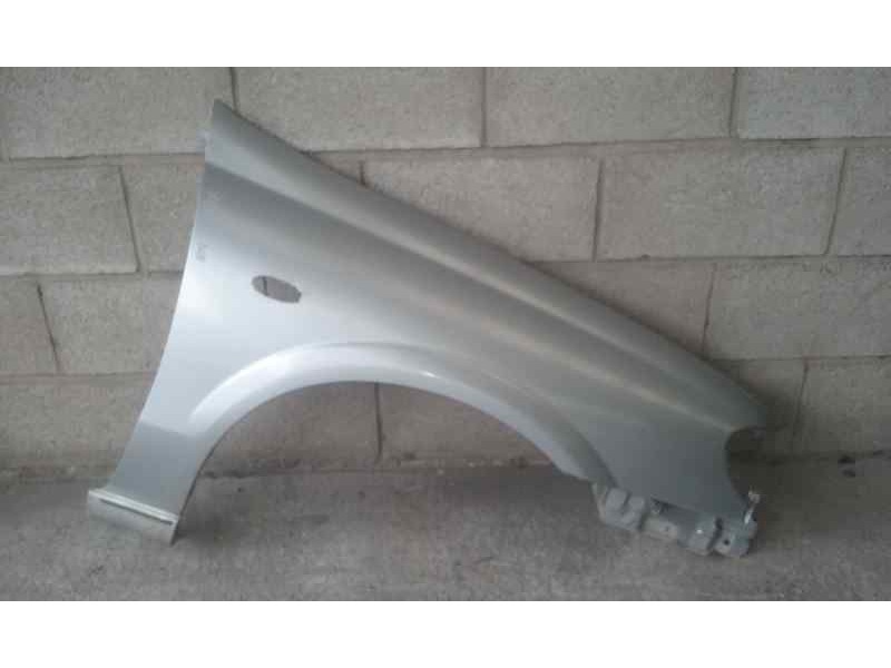 Recambio de aleta delantera derecha para nissan almera (n16/e) acenta referencia OEM IAM   