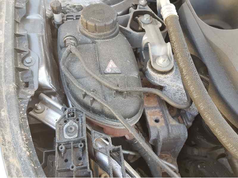 Recambio de deposito expansion para mercedes-benz clase cla (w117) cla 220 cdi referencia OEM IAM A2465000049  