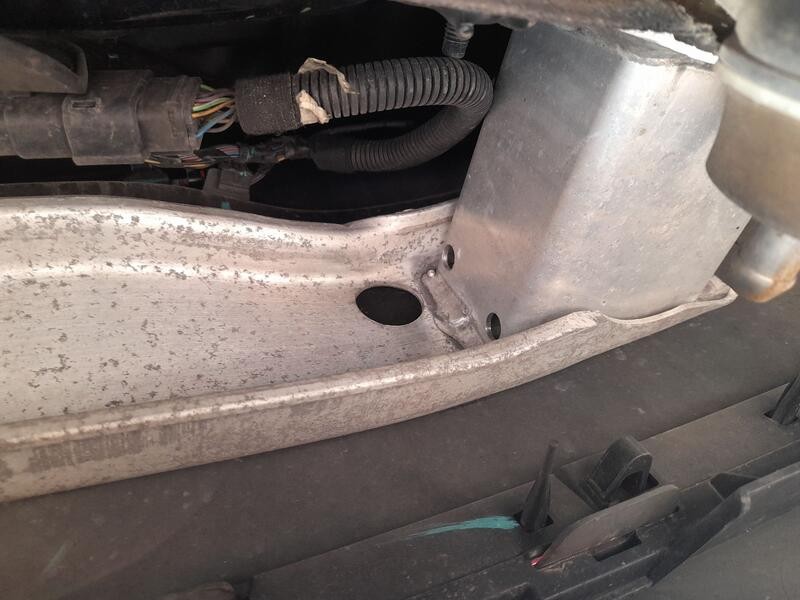 Recambio de refuerzo paragolpes trasero para opel astra k (b16) 1.4 turbo (68) referencia OEM IAM 13439722  