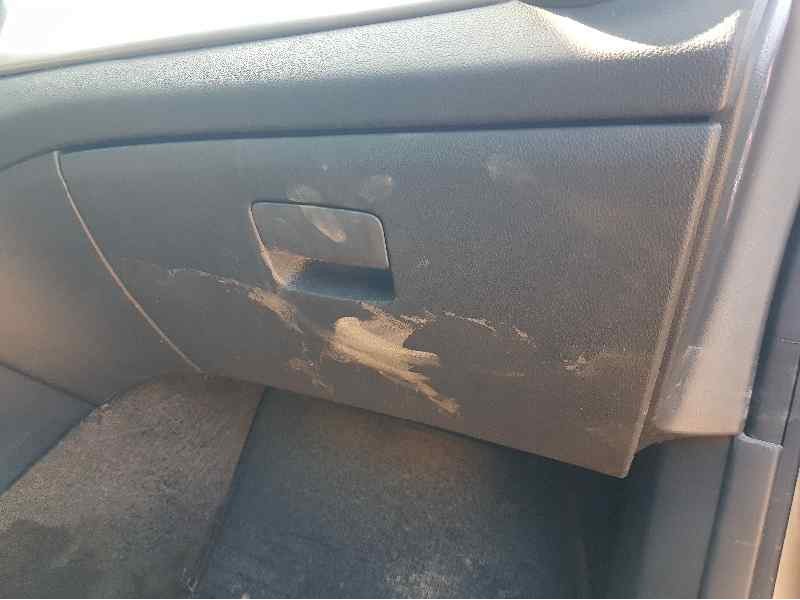 Recambio de guantera para mercedes-benz clase cla (w117) cla 220 cdi referencia OEM IAM A1766808600  