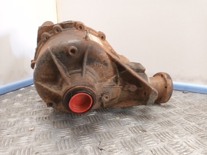 Recambio de diferencial trasero para land rover range rover (lm) v8 td vogue referencia OEM IAM TVK500212 70130682282 3.54