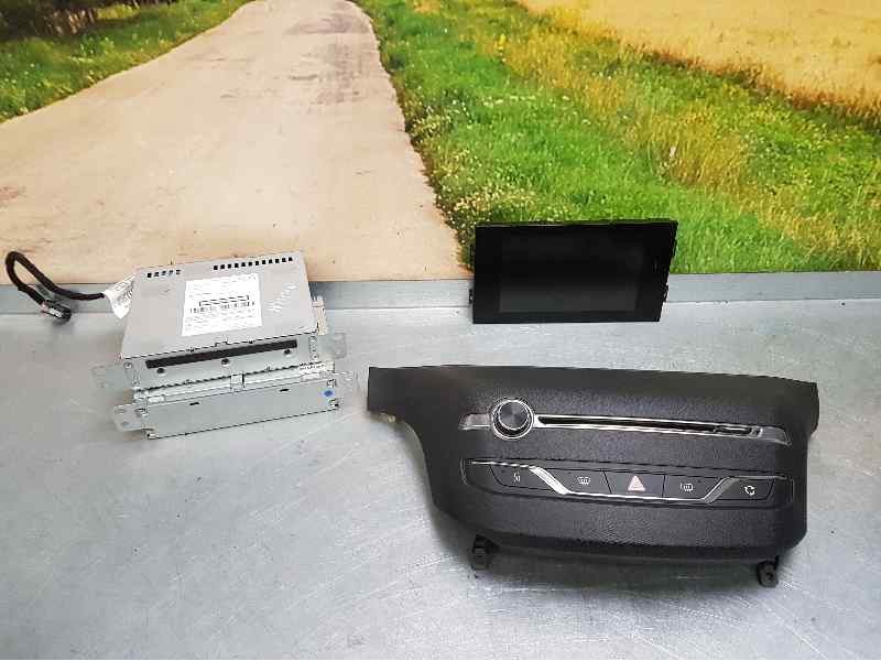 Recambio de sistema navegacion gps para peugeot 308 active referencia OEM IAM 9810475880 503551223807 C/RADIO