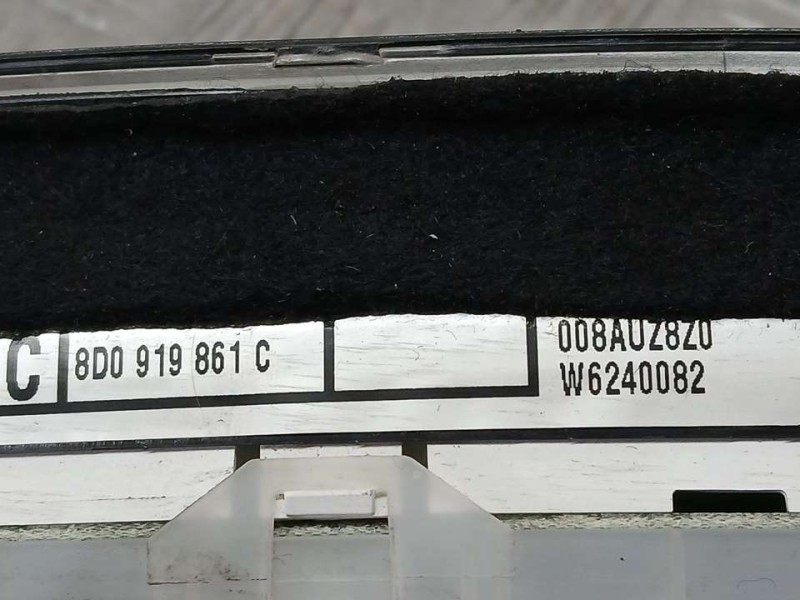 Recambio de cuadro instrumentos para audi a4 berlina (b5) 1.8 referencia OEM IAM 8D0919861C W6240082 