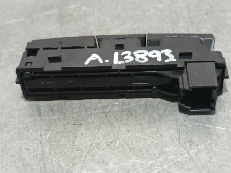 Recambio de warning para opel mokka selective referencia OEM IAM 95016183  