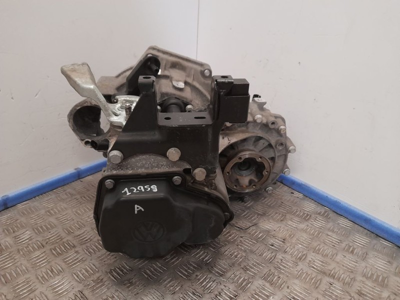 Recambio de caja cambios para seat ibiza st (6j8) style referencia OEM IAM KFK 13040 5VELOCIDADES