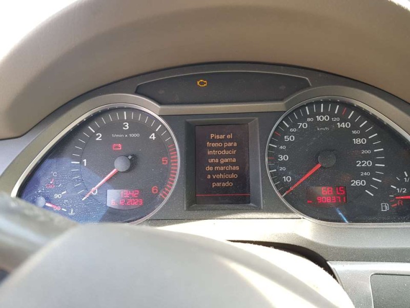 Recambio de cuadro instrumentos para audi a6 berlina (4f2) 2.0 tdi referencia OEM IAM 4F0920934GX  