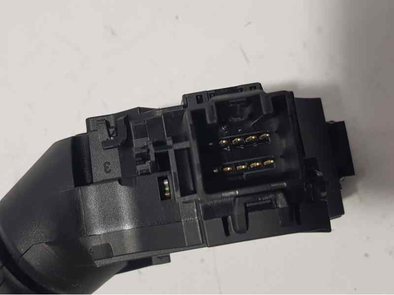 Recambio de mando limpia para ford fiesta (ccn) trend referencia OEM IAM 8A6T17A553AC  