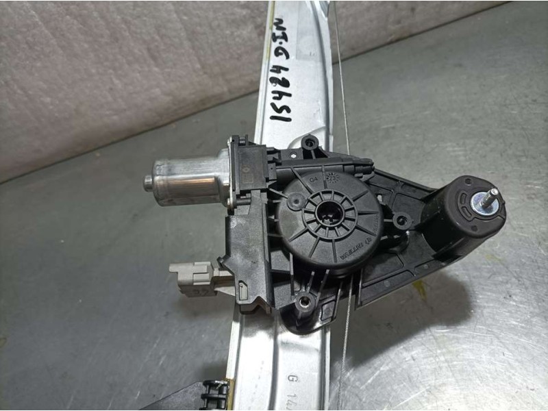 Recambio de elevalunas delantero izquierdo para dacia sandero 1.0 tce 90 referencia OEM IAM 403281H23051  ELECTRICO