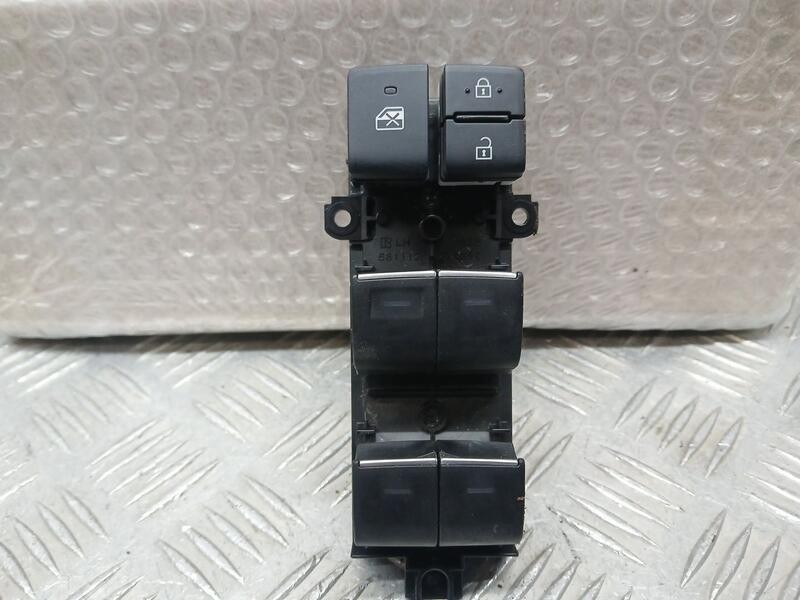 Recambio de mando elevalunas delantero izquierdo para toyota corolla (e21) hybrid active referencia OEM IAM 8404002160  