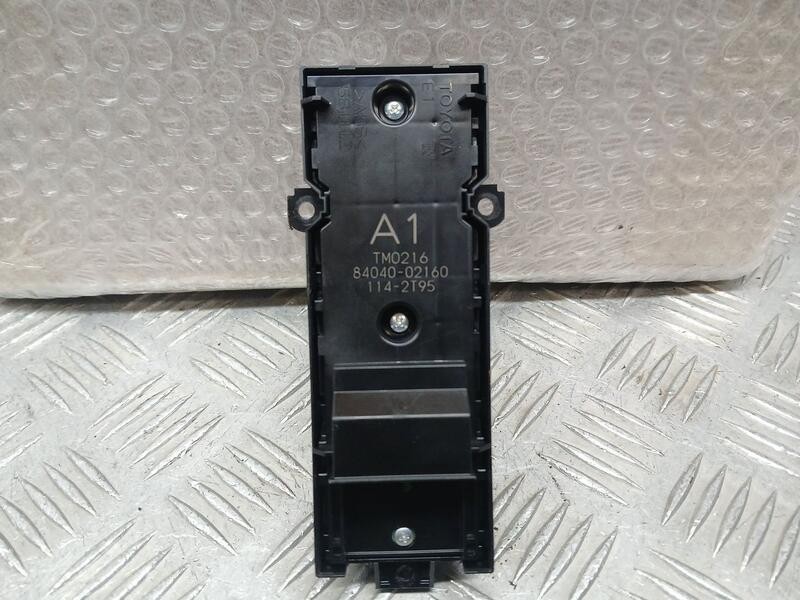 Recambio de mando elevalunas delantero izquierdo para toyota corolla (e21) hybrid active referencia OEM IAM 8404002160  