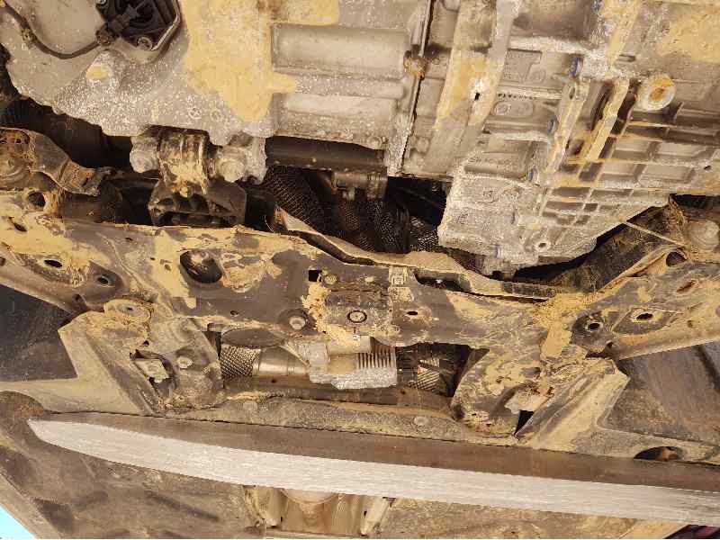 Recambio de puente delantero para mercedes-benz clase cla (w117) cla 220 cdi referencia OEM IAM A2466201200  