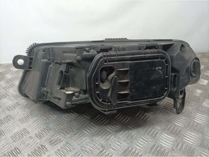 Recambio de faro derecho para audi a6 berlina (4f2) 2.0 tdi referencia OEM IAM 20A685R  TIC PATA ROTA NO ES ORIGINAL