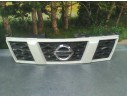 Recambio de rejilla delantera para nissan x-trail (t31) se referencia OEM IAM 62310JG40A  ROZADA