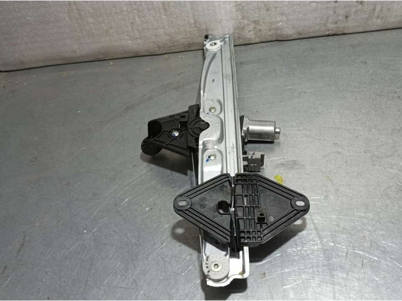 Recambio de elevalunas delantero izquierdo para dacia sandero 1.0 tce 90 referencia OEM IAM 403281H23051  ELECTRICO