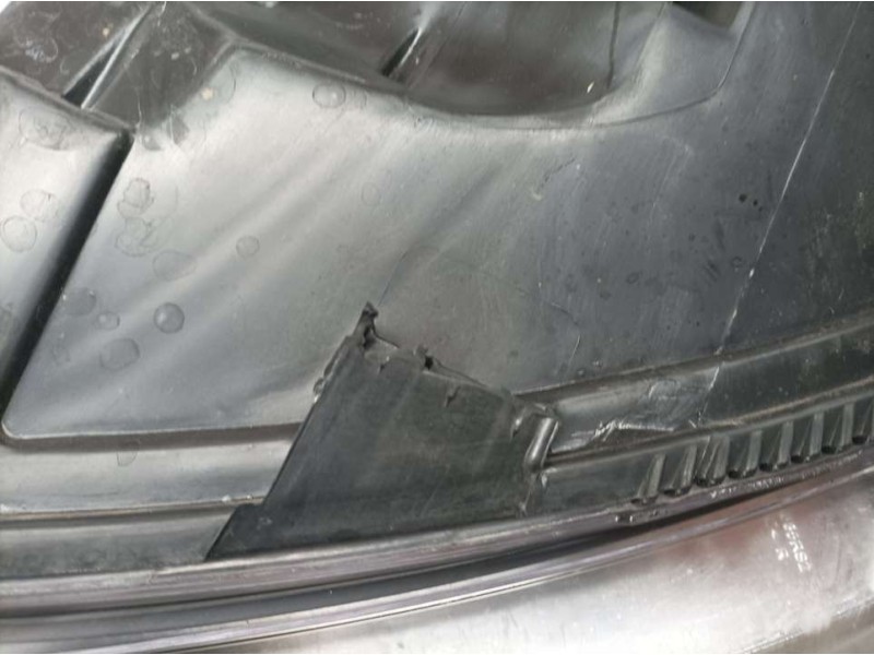 Recambio de faro derecho para audi a6 berlina (4f2) 2.0 tdi referencia OEM IAM 20A685R  TIC PATA ROTA NO ES ORIGINAL