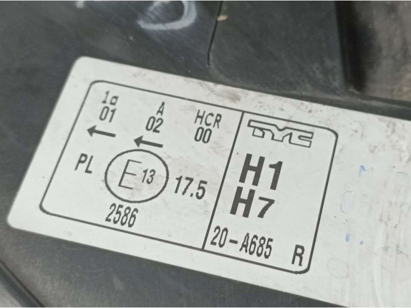 Recambio de faro derecho para audi a6 berlina (4f2) 2.0 tdi referencia OEM IAM 20A685R  TIC PATA ROTA NO ES ORIGINAL