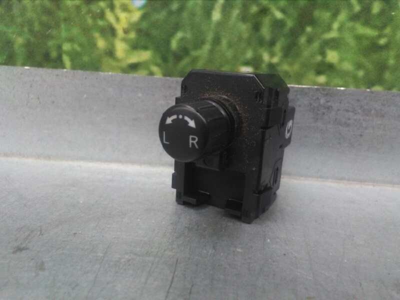 Recambio de mando retrovisor para nissan x-trail (t31) se referencia OEM IAM   