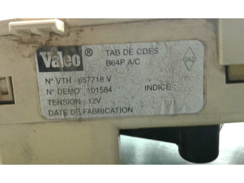 Recambio de mando calefaccion / aire acondicionado para renault megane i classic (la0) referencia OEM IAM 657718V  