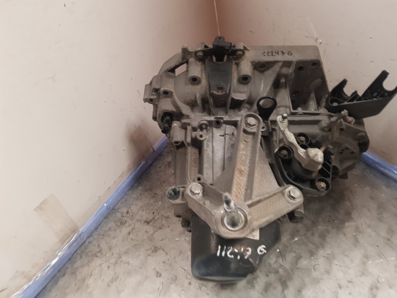 Recambio de caja cambios para renault modus confort dynamique referencia OEM IAM JR5113 A010915 5VELOCIDADES