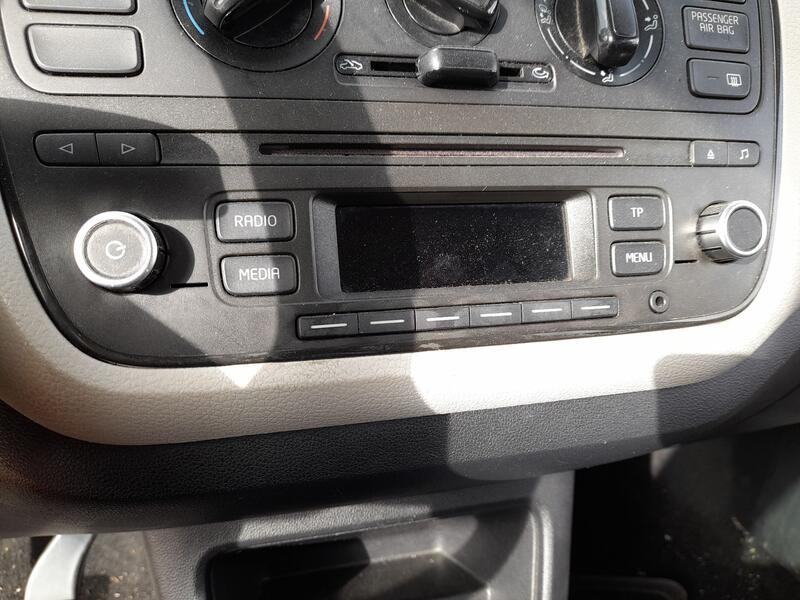Recambio de sistema audio / radio cd para seat mii (kf1, ke1) 1.0 referencia OEM IAM 1SL035156D  