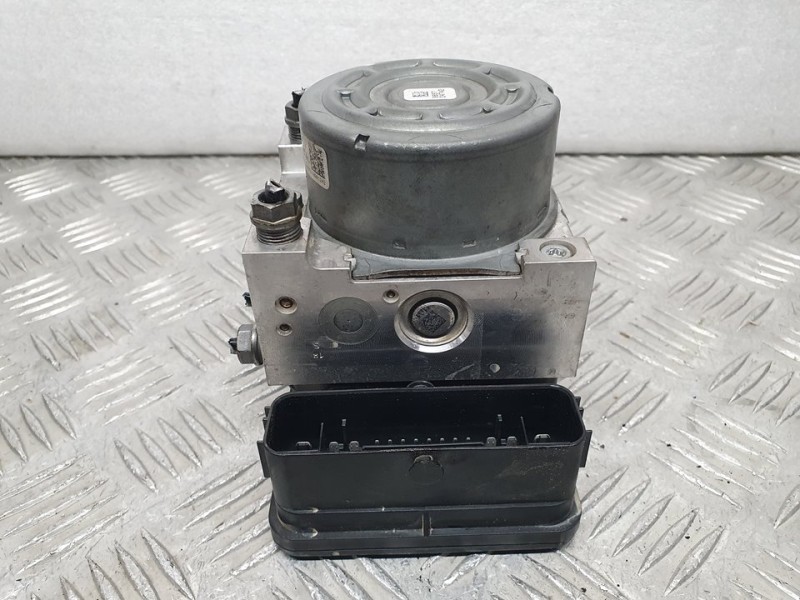 Recambio de abs para audi a3 sportback (8va) attraction referencia OEM IAM 5Q0614517T 10022003734 ATE