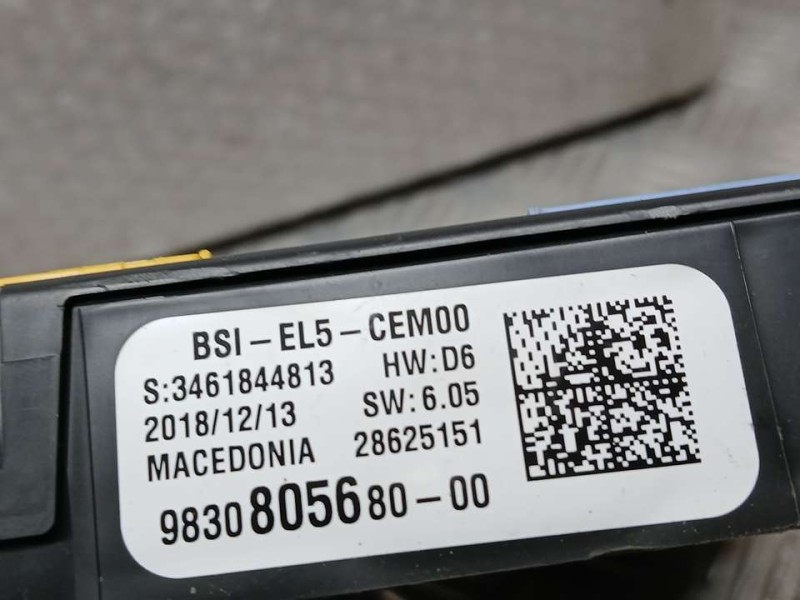 Recambio de caja reles / fusibles para citroën c4 cactus feel referencia OEM IAM 9830805680 3461844813 PATA TOCADA