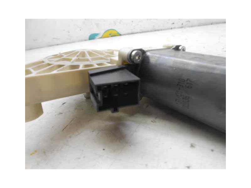 Recambio de motor elevalunas delantero derecho para mercedes-benz clase a (w169) a 150 a-edition (169.031) referencia OEM IAM 99