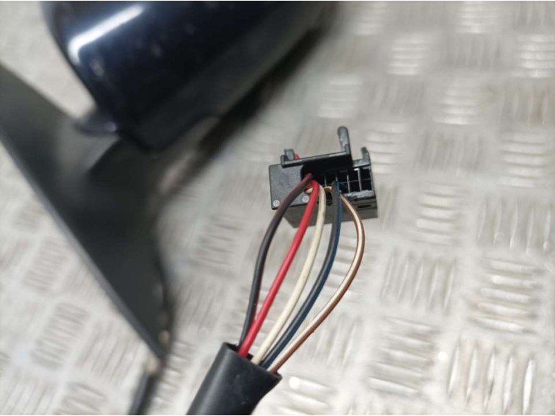Recambio de retrovisor izquierdo para audi a6 berlina (4f2) 2.0 tdi referencia OEM IAM 4F1858531J  ELECTRICO 5 CABLES