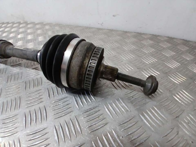 Recambio de transmision delantera derecha para audi a4 berlina (b5) 1.8 referencia OEM IAM 8D0407272AQ  