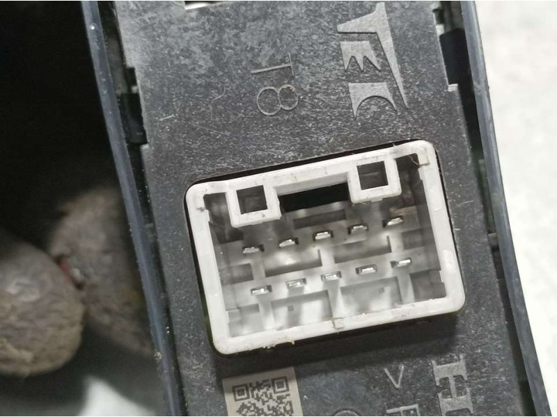 Recambio de mando elevalunas trasero derecho para honda civic lim.4 (fc) 1.5 comfort referencia OEM IAM M64613  